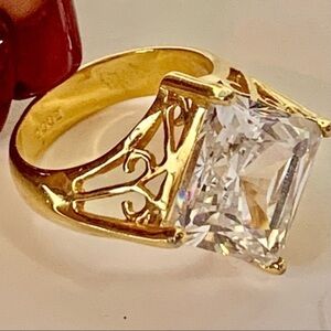 EDCO gold tone high set large faceted crystal stone solitaire pave Diamond
